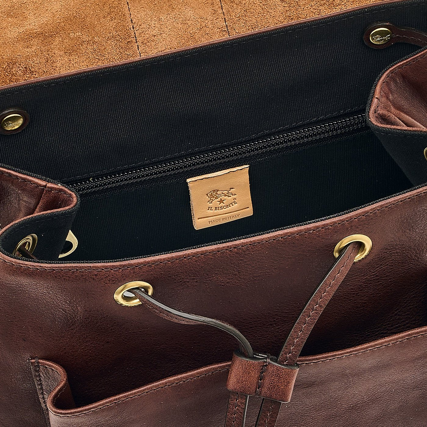 Linea 1990 | Women's backpack in vintage leather color coffee — 
interior detail view
 — 5 of 6