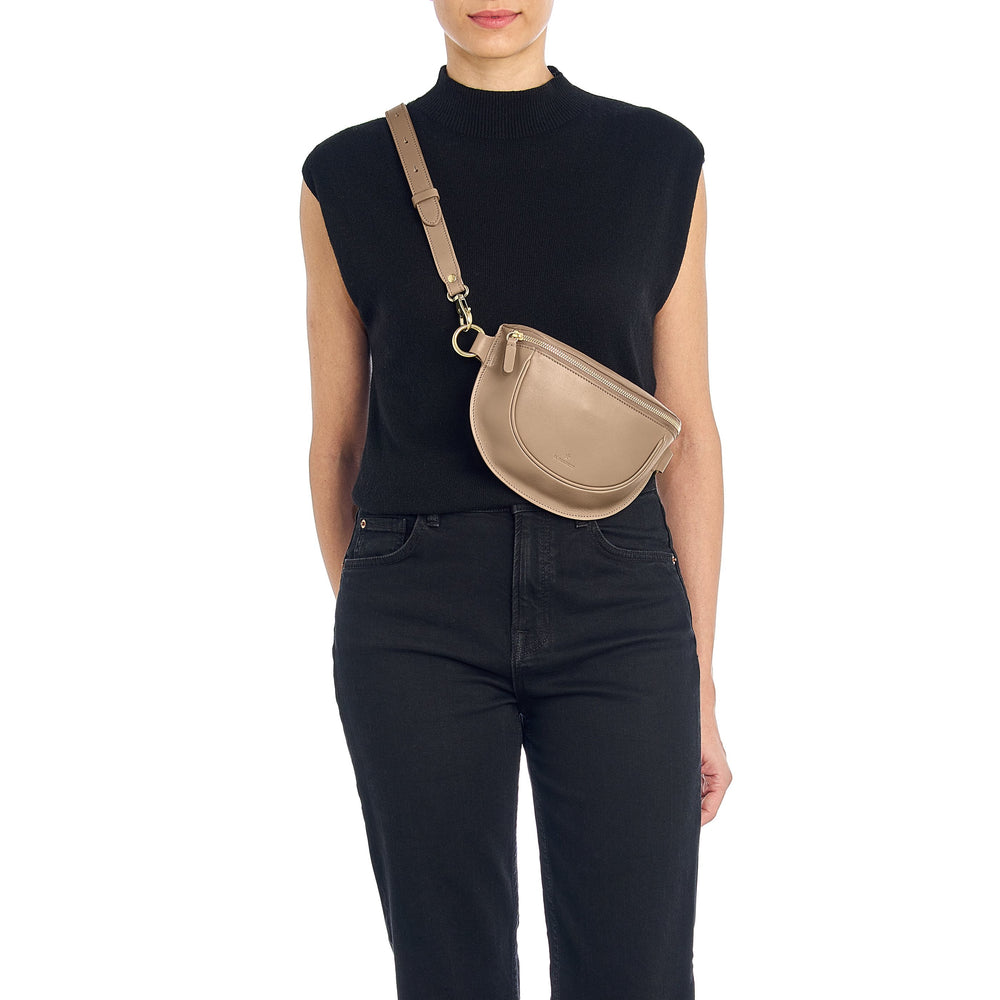 Oliveta | Women's belt bag in leather