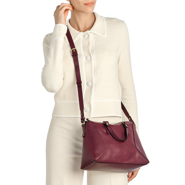 Storia | Women's boston in leather — 
lifestyle view

