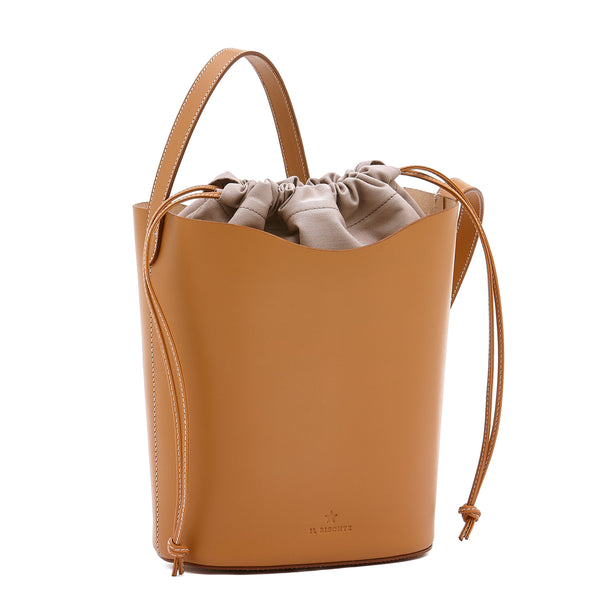 Roseto | Women's Bucket Bag in Leather color Natural