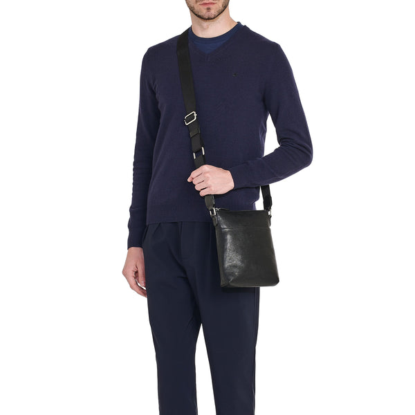 Oriuolo | Men's Crossbody Bag in Vintage Leather color Black
