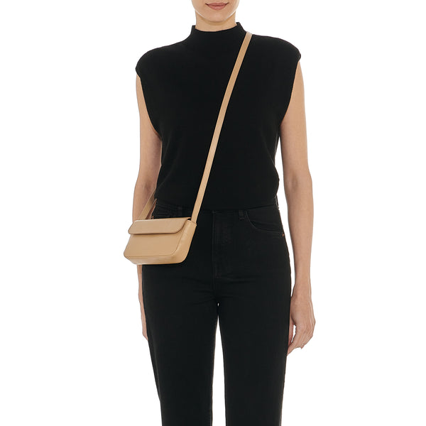 Studio | Women's crossbody bag in leather color caffelatte