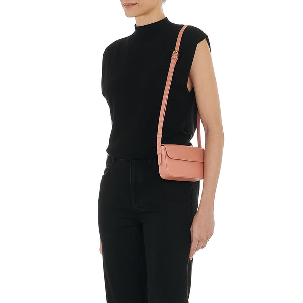 Studio | Women's crossbody bag in leather color grapefruit