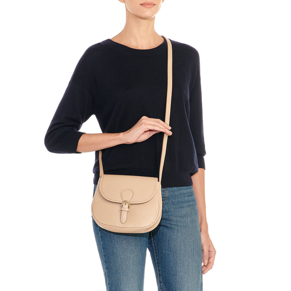 Novecento | Women's crossbody bag in leather color caffelatte
