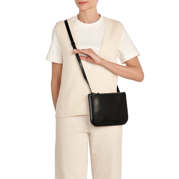 Roseto | Women's crossbody bag in leather color black