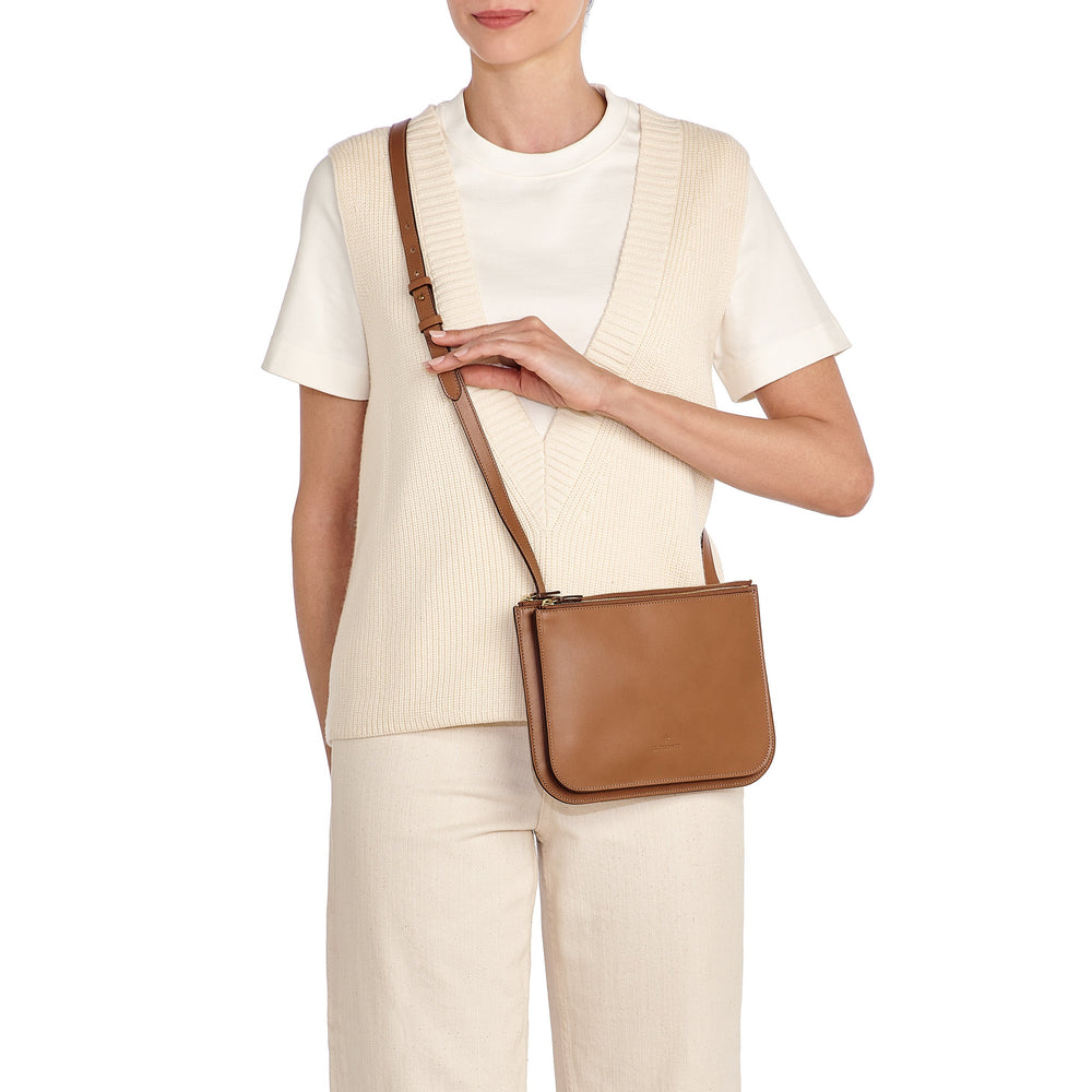 Roseto | Women's crossbody bag in leather color chocolate