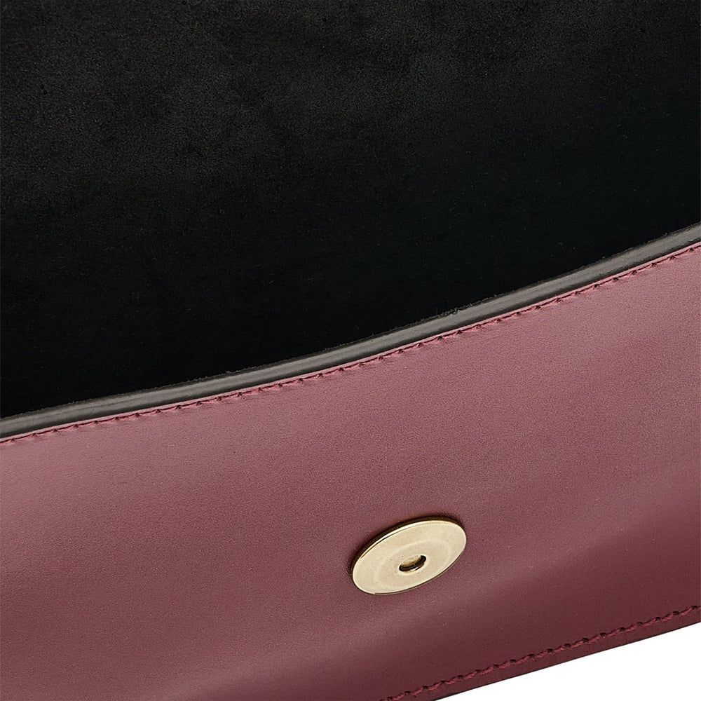 Atelier | Women's crossbody bag in leather color black cherry