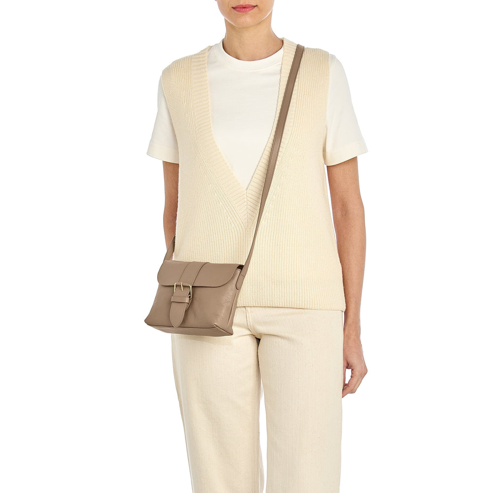 Linea 1990 | Borsa a tracolla da donna in pelle colore beige vasari