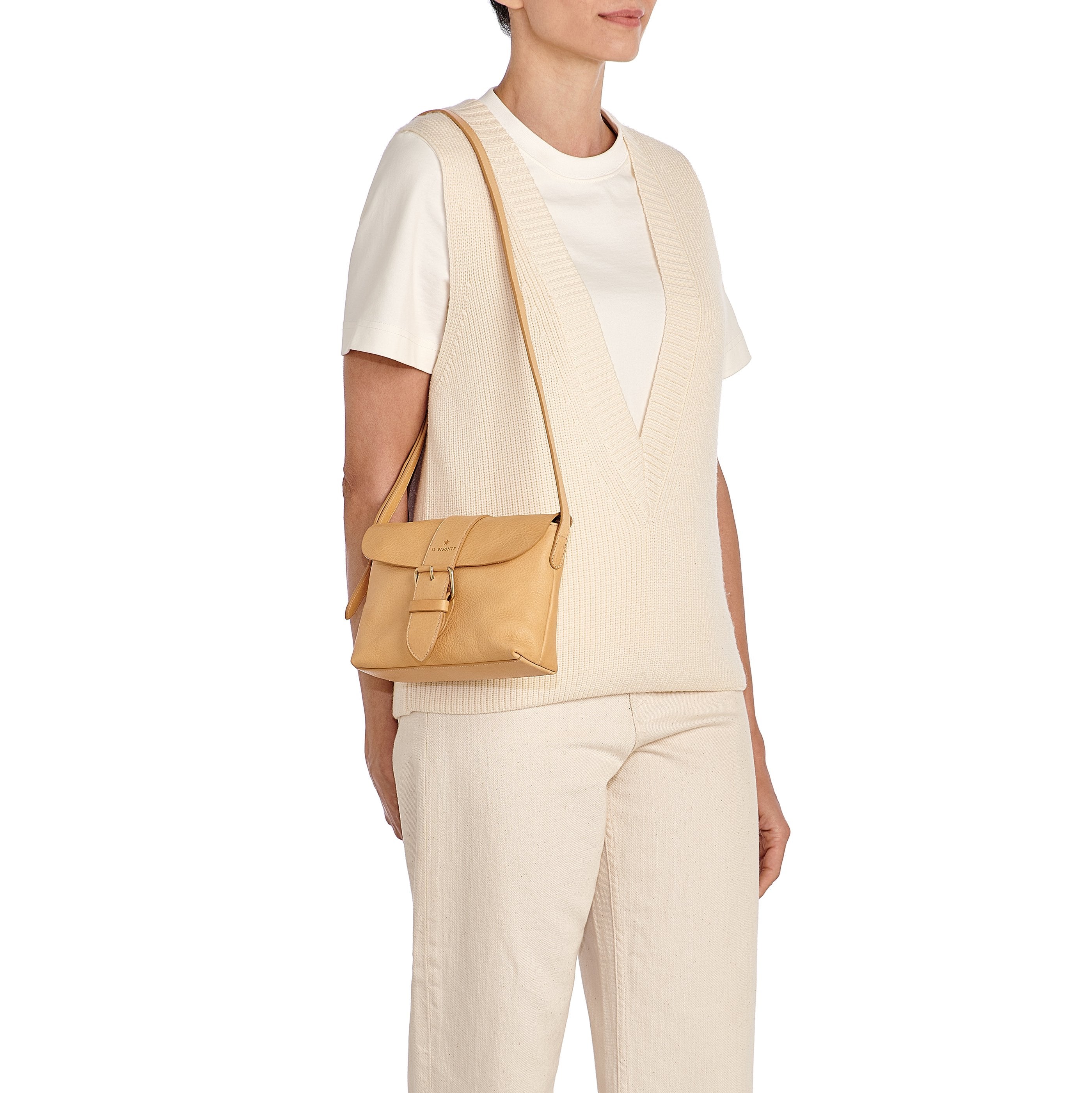 Linea 1990 | Borsa a tracolla da donna in pelle colore naturale