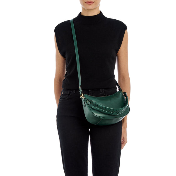 Trama | Borsa a tracolla da donna in pelle colore verde oleandro — 
lifestyle view
