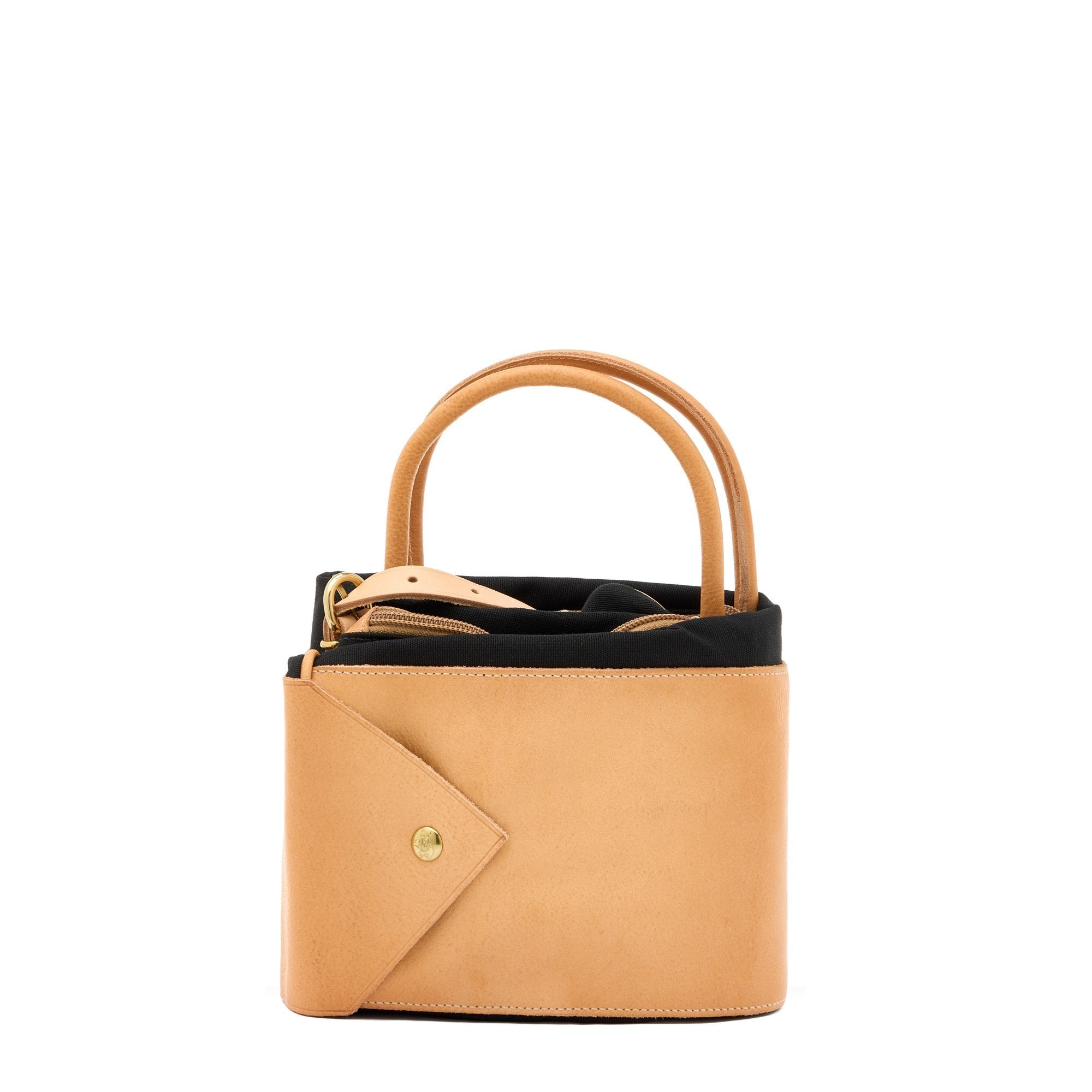 Vagabonda  | Travel bag in fabric color black — 
back or detail view
 — 4 of 6