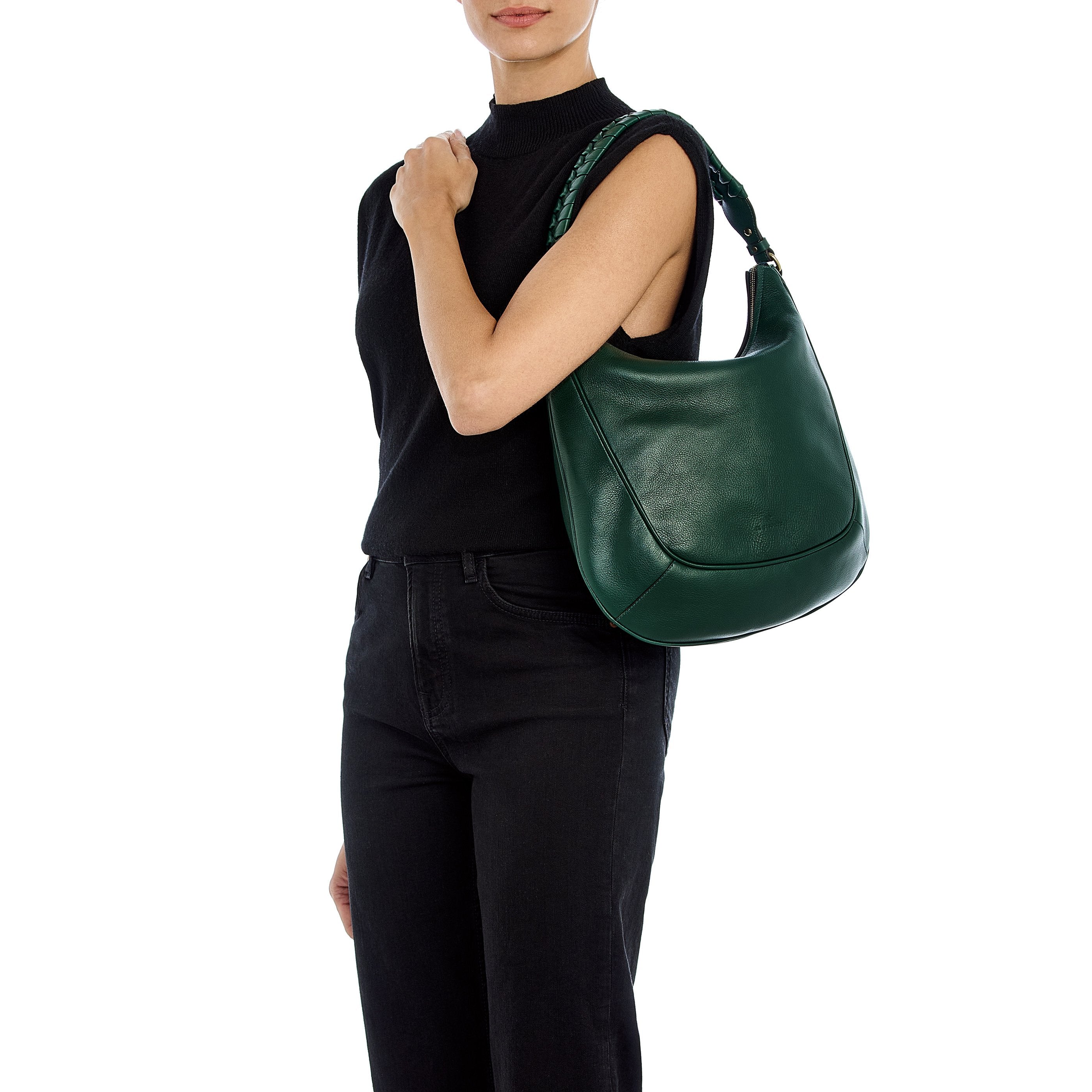 Trama | Hobo da donna in pelle colore verde oleandro — 
lifestyle view
 — 2 of 6