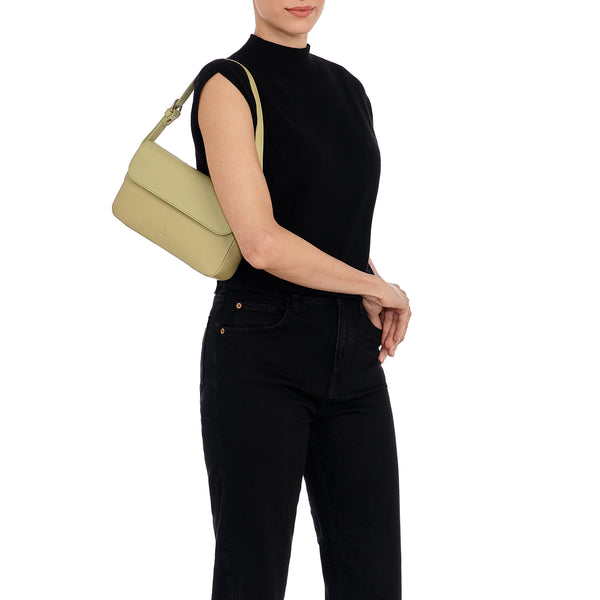 Studio | Women's shoulder bag in leather color pistachio