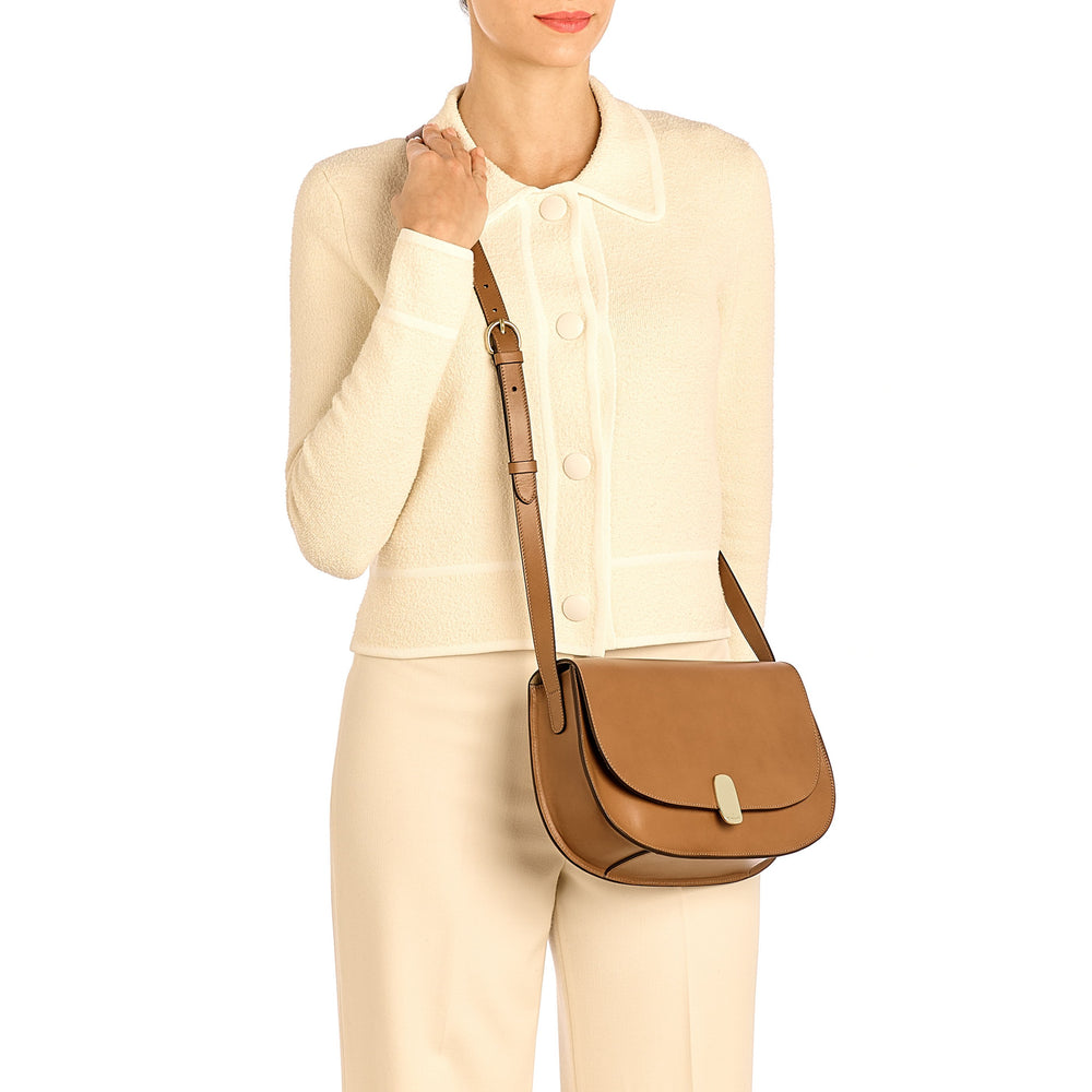 Atelier | Women's shoulder bag in leather color chocolate