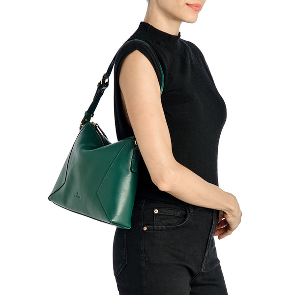Storia | Women's shoulder bag in leather color green oleandro — 
lifestyle view
