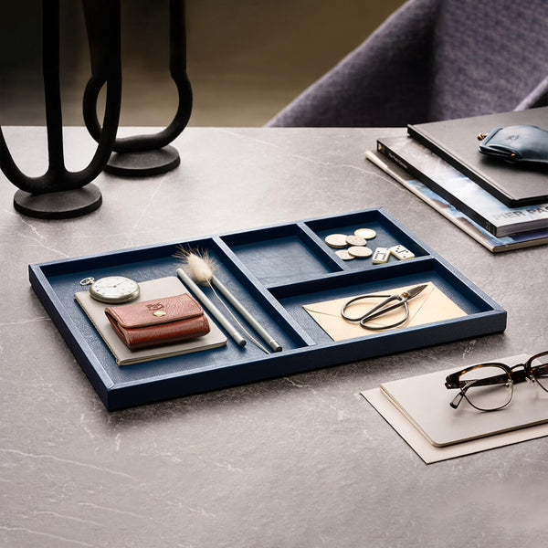 Canteen  tray 01 | Accessorio per la casa in cuoio colore blu