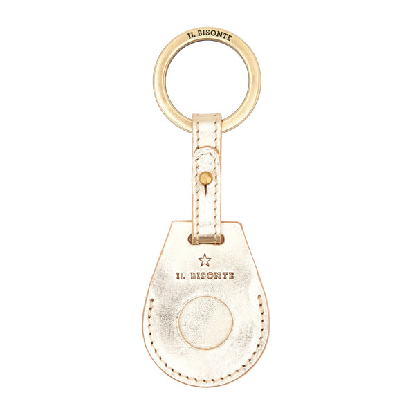 Nina | Women's air tag keyring in metallic leather color metallic platinum — 
front view
