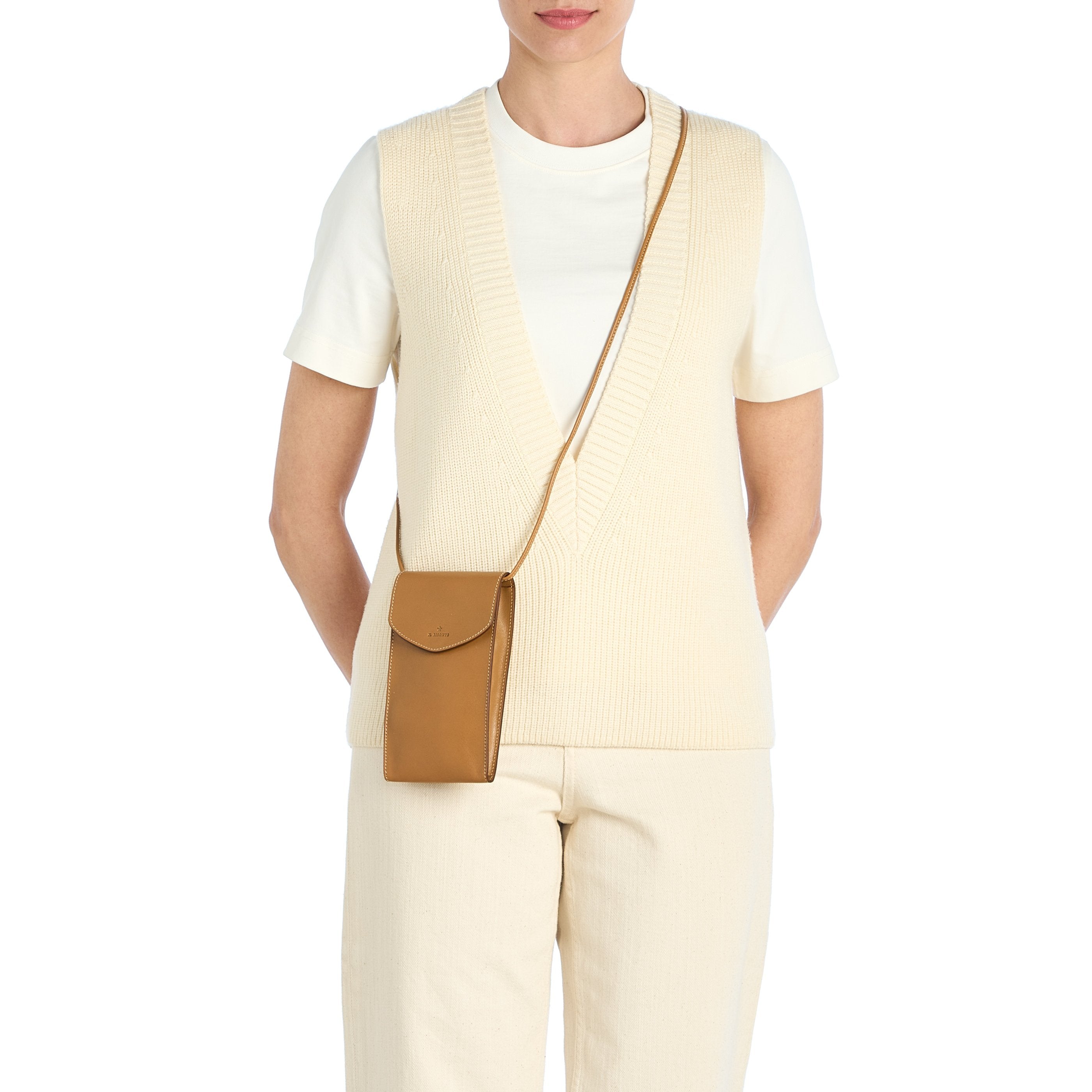 Bigallo | Women's cell phone holder in leather color gianduia — 
lifestyle view
 — 2 of 4