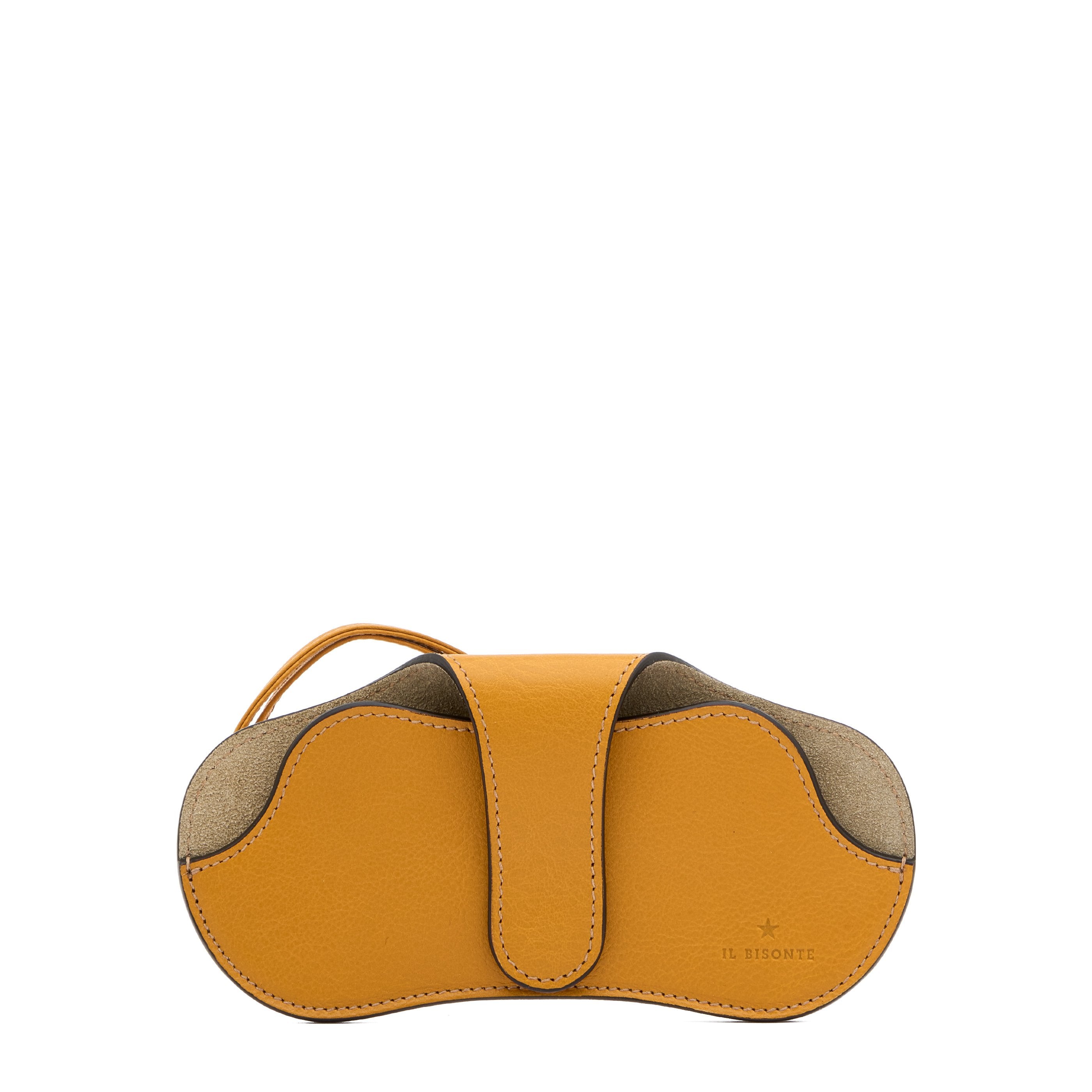 Nina | Étui à lunettes pour femme en cuir couleur jaune narciso — 
front view
 — 1 of 4