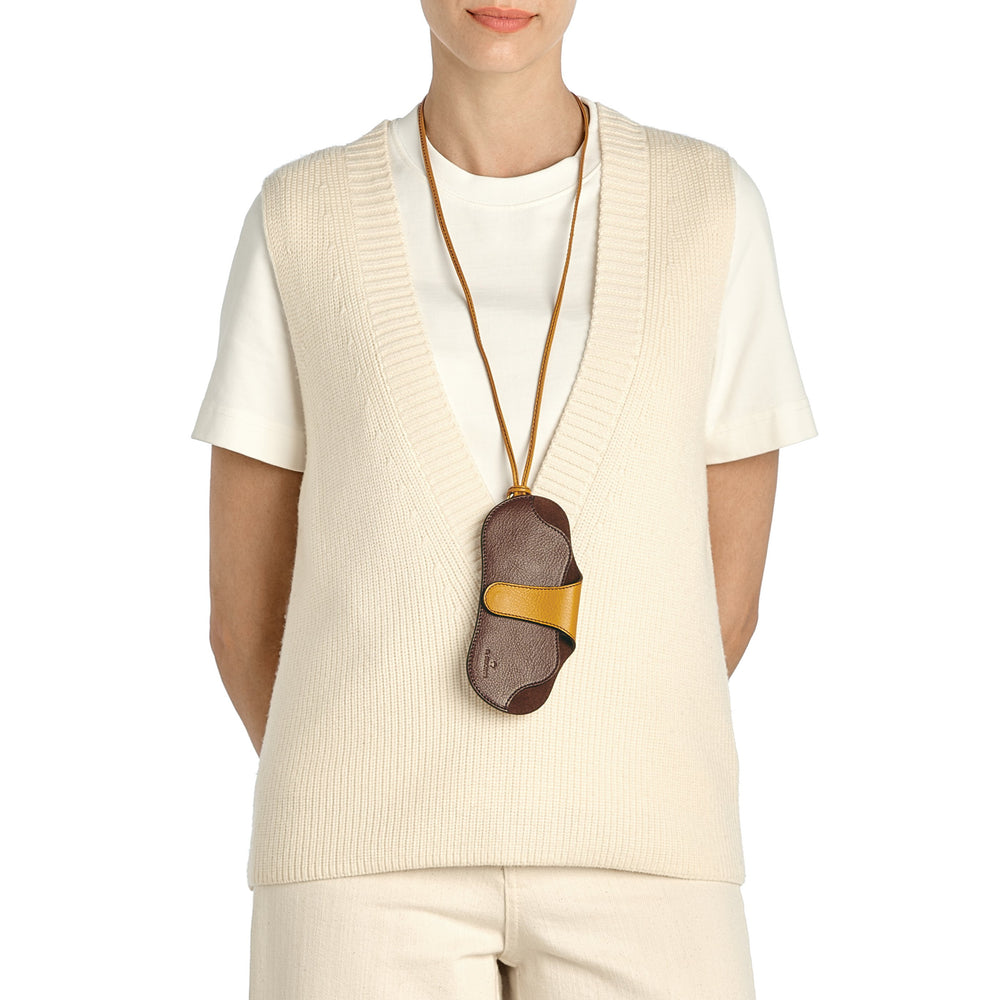 Duo | Women's case in leather — 
lifestyle view
 — 2 of 4