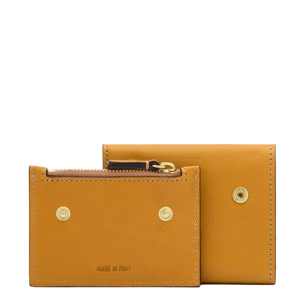 Anna | Portafoglio piccolo da donna in pelle colore giallo narciso — 
product detail view
 — 5 of 5